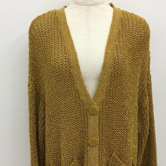 Zara Women's Oversized Gold Knit Button Up Cardigan Sweater NWOT - Picture 2 of 7